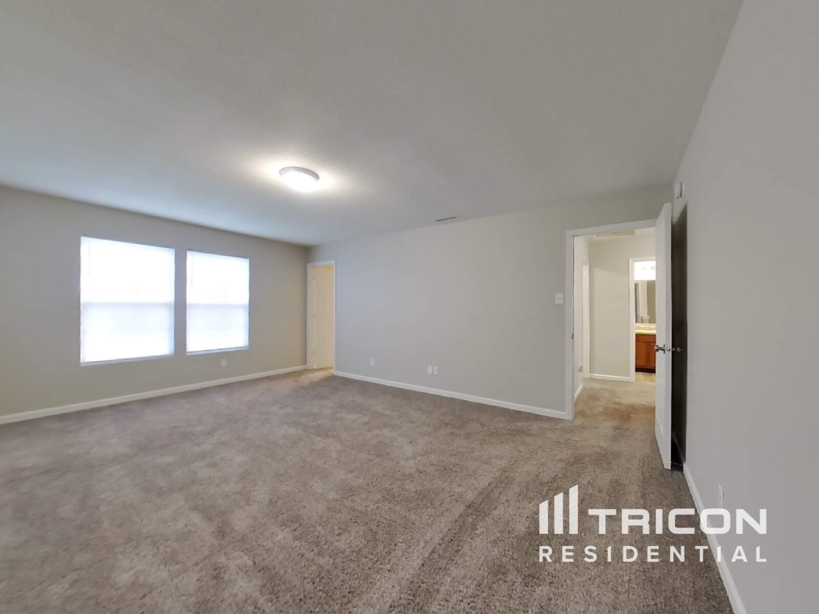 Building Photo - 3032 W Longbranch Dr
