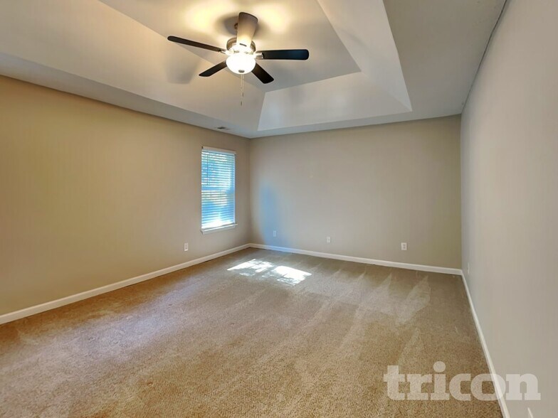 Building Photo - 14 Waterton Way