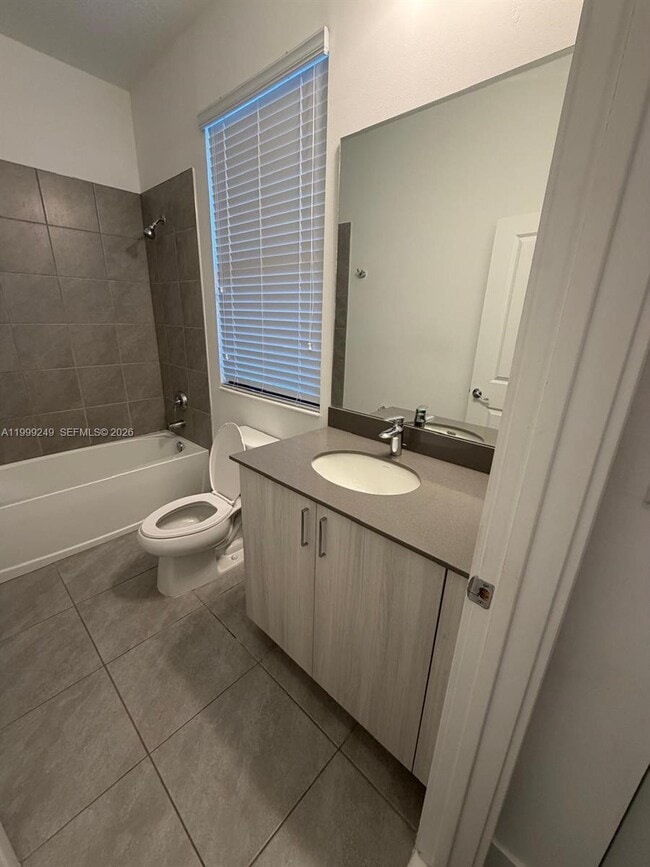 Building Photo - 5669 CERVA LN Ave