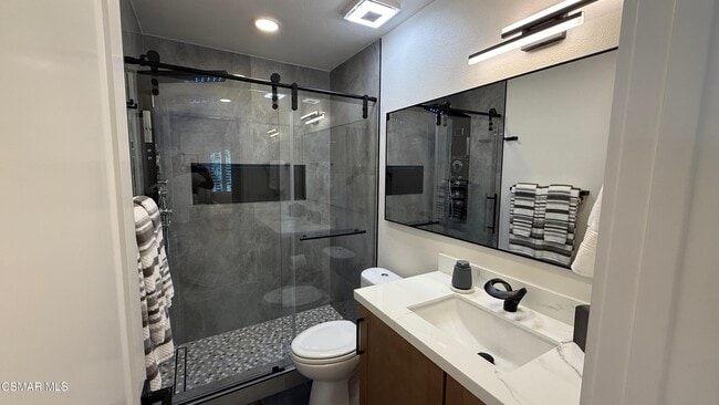 Building Photo - 3439 Highwood Ct