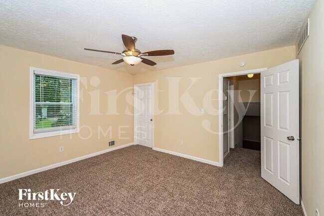 Building Photo - 3164 Colorado Dr