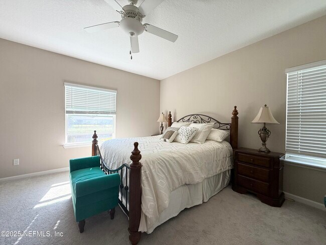 Building Photo - 141 Ren Wy