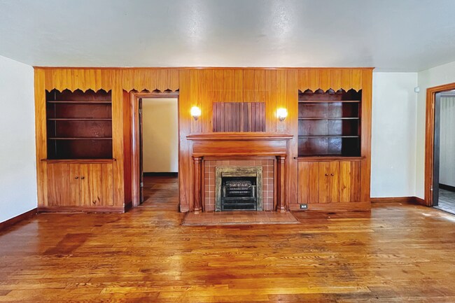 Building Photo - 3002 21st St