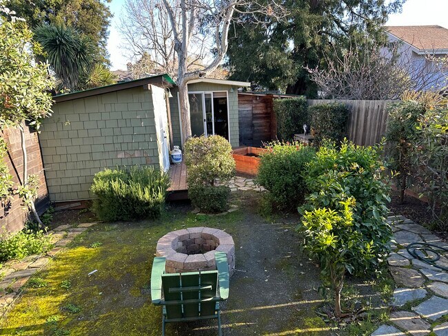 ADU + courtyard - 340 45th St