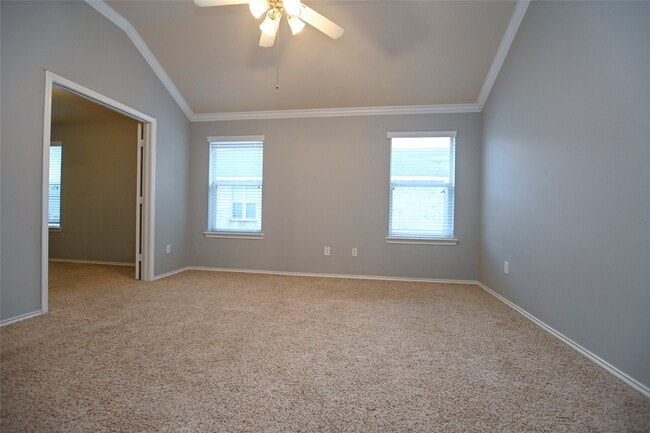 Building Photo - 6104 Promenade Ln