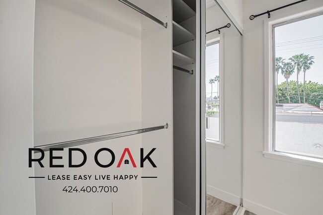 Building Photo - 441 Hayworth Ave