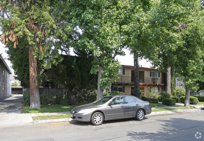 260 Mariposa Avenue - Mariposa Apartments