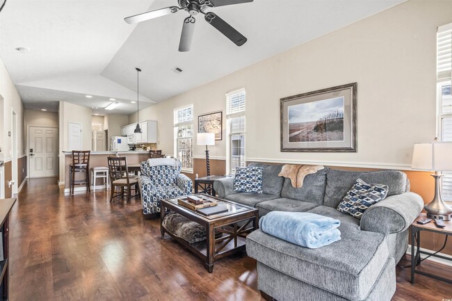 Building Photo - 620 River Oaks Dr