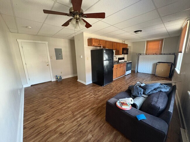 Building Photo - The Center Building in Igram