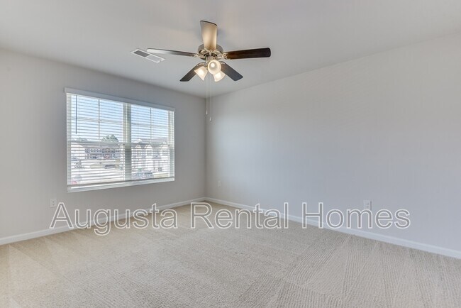 Building Photo - 818 Quaint Parish Cir