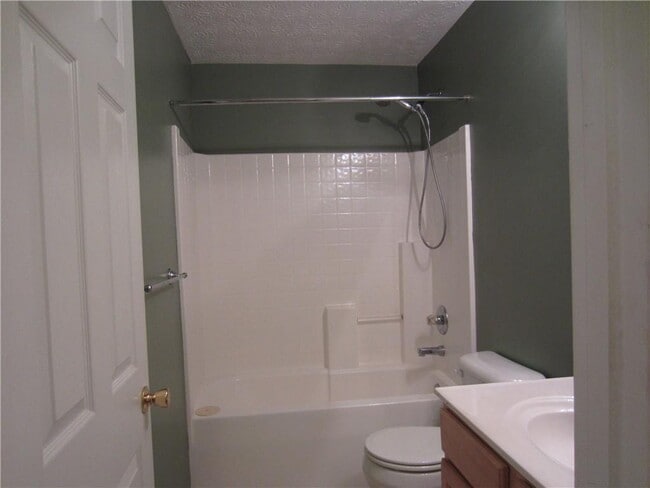Building Photo - 6030 Grovegate Ln
