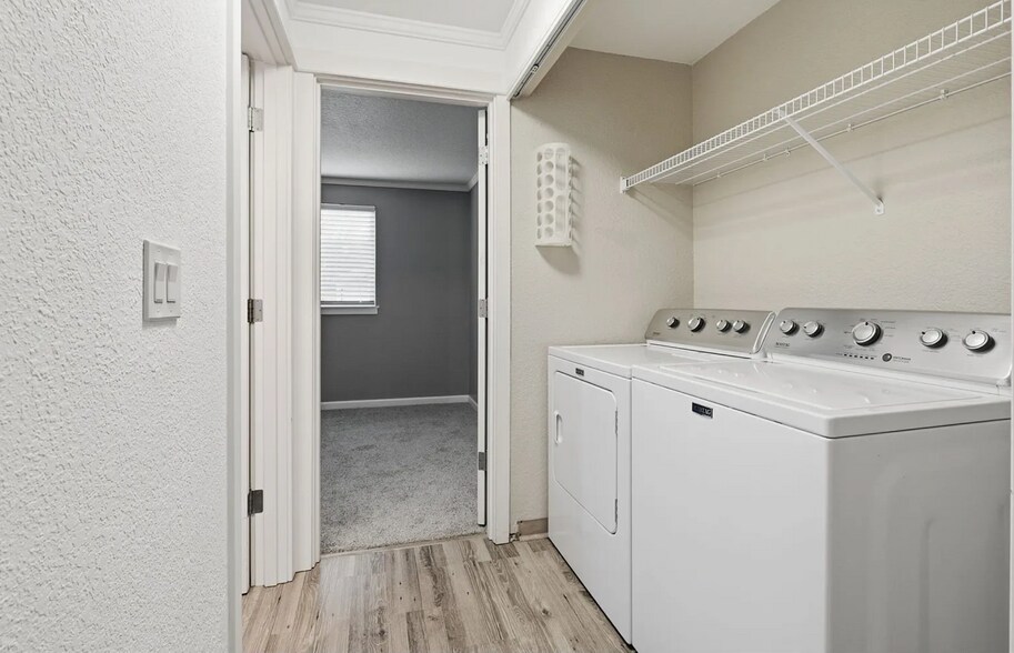 Building Photo - 510 SE 157th Ave