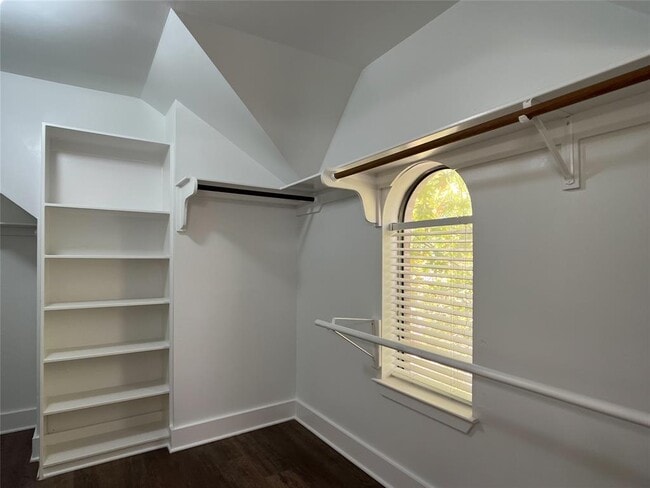 Building Photo - 5899 Fairdale Ln