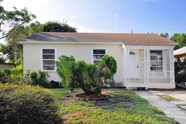 Primary Photo - 3 Bedroom 1 Bathroom Single Family House