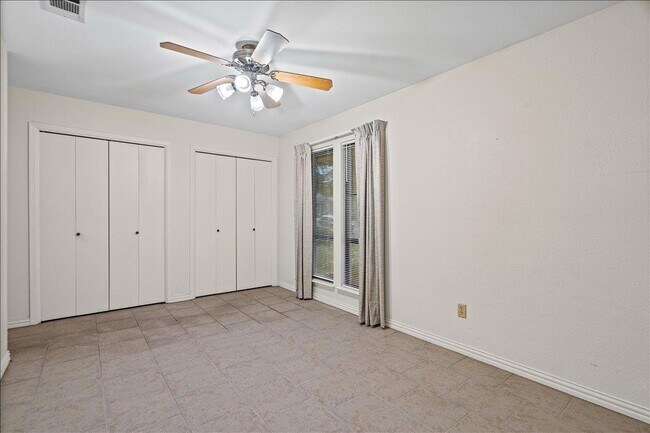 Building Photo - 11203 Bluff Canyon Dr