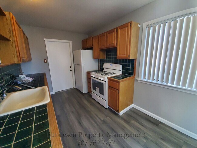 Building Photo - 332 Coronado Dr