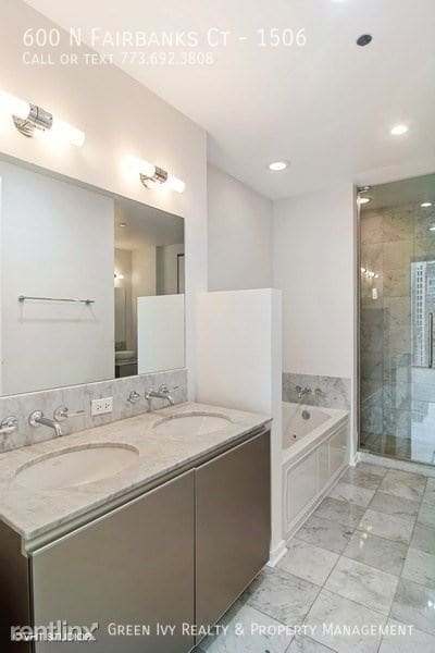 Building Photo - 600 N Fairbanks Ct