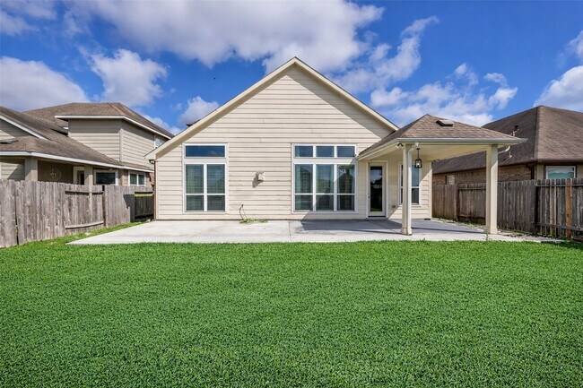 Building Photo - 20343 Towering Cypress Dr