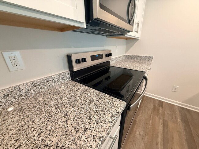 Building Photo - 5167 Hyrule Dr