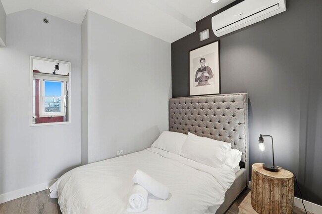 Building Photo - 417 S Dearborn St