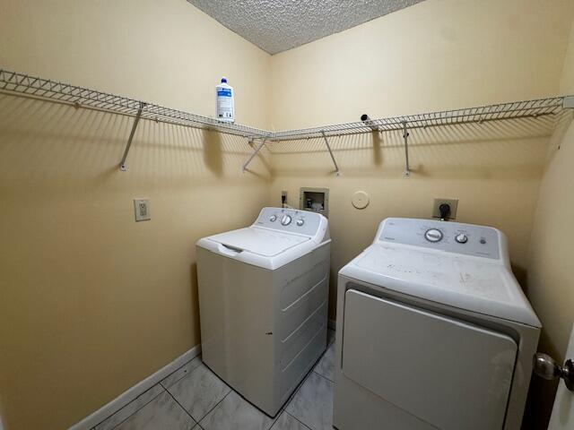 Building Photo - 10020 Country Brook Rd