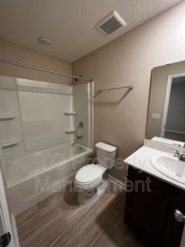 Building Photo - 238 Mustard Hill Ct