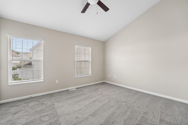 Building Photo - 2048 Opal St