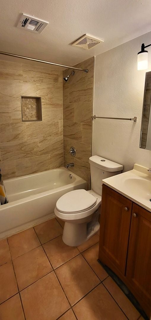 Building Photo - CHARMING GEM ON THE WEST SIDE!!!