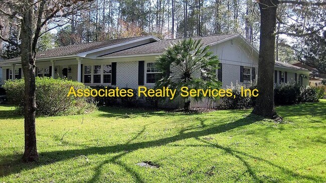 Building Photo - COMING SOON!!! Beautiful 4bed/3bath Corner Lot in Suburban Heights