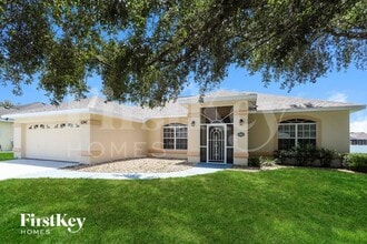 Building Photo - 6346 35th Ave Cir E