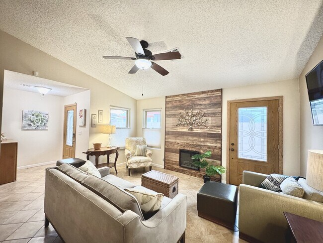 Building Photo - Fully Furnished Henderson Rental Near Cadence | 2 Bed Home w/ Solar + Backyard | Close to Cowabun...