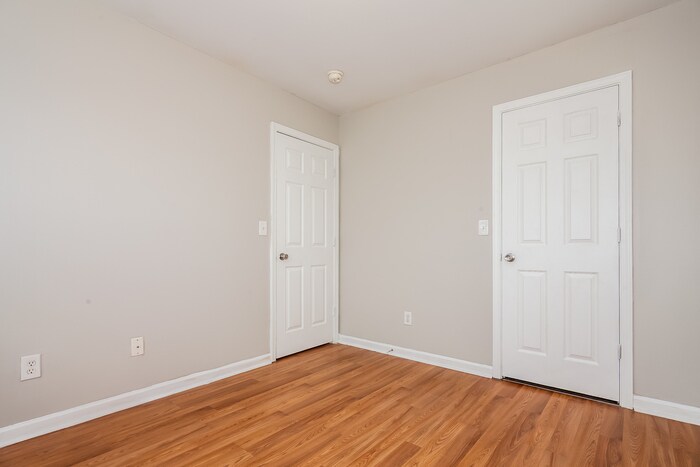 Building Photo - 1227 Joannas Ct