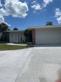 Building Photo - 405 4th Ave N