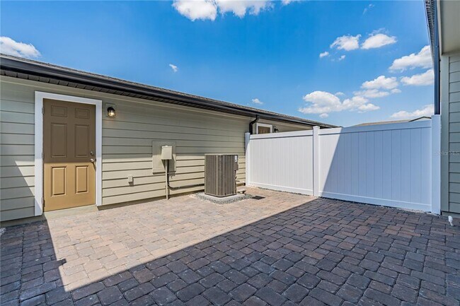Building Photo - 17344 Sweet Moro Dr