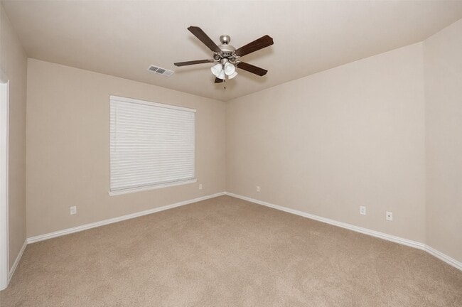 Building Photo - 356 Emerald Creek Dr