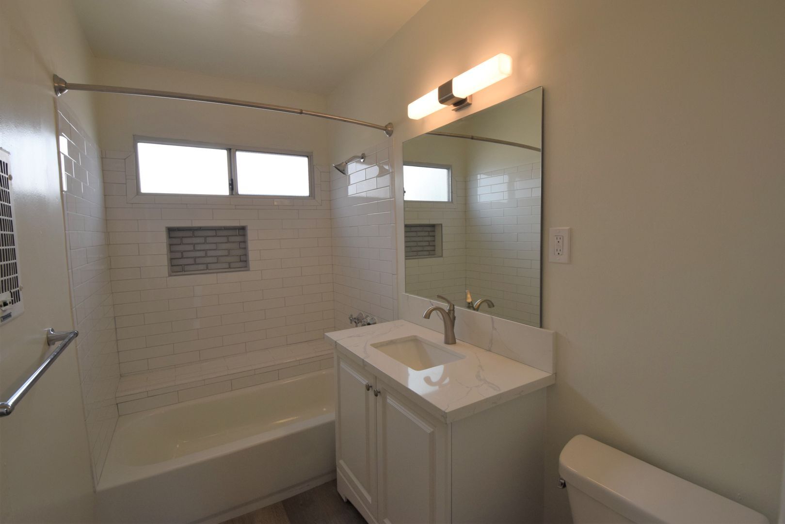 Building Photo - 4920 Laurel Canyon Blvd