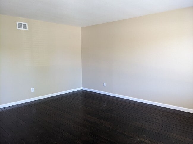 Building Photo - Remodeled 4 Bed 2 Bath Sunnyvale Home - Sp...