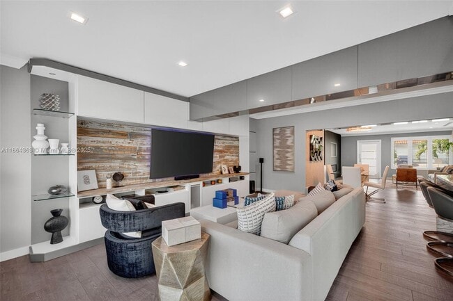 Building Photo - 1009 Tangelo Isle