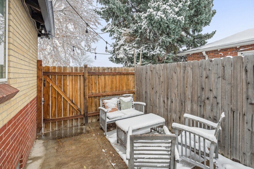 Building Photo - 3551 Olive St