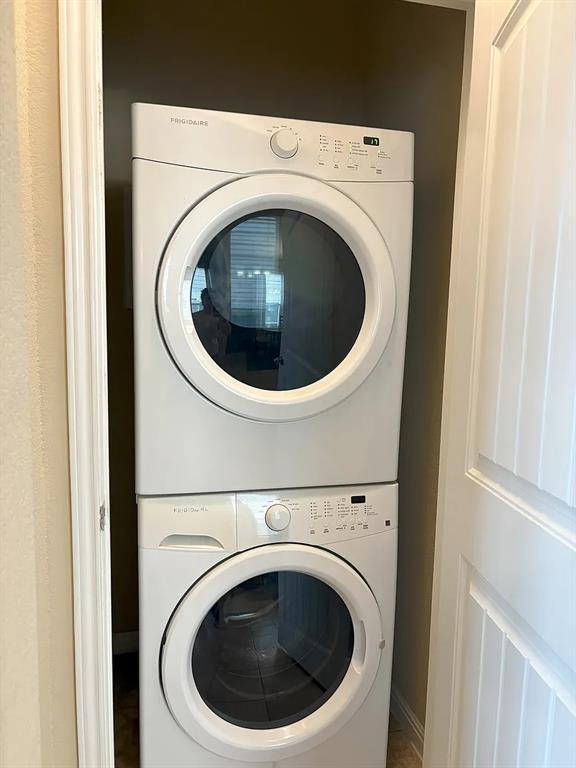 Building Photo - 116 Gates of the Arctic Ave