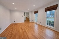 Building Photo - 1744 Lockerbie Ln