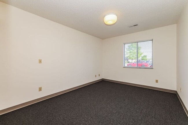 Building Photo - 339 Lewis B Moore Dr