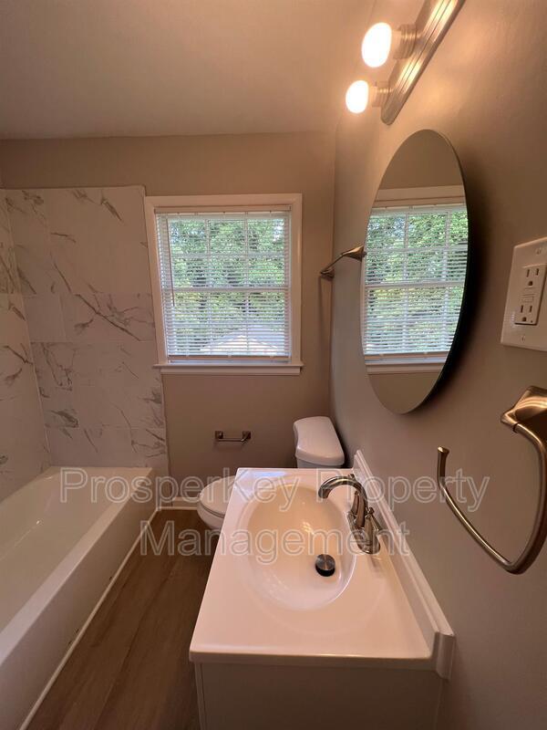 Building Photo - 4602 Nickerson Ct