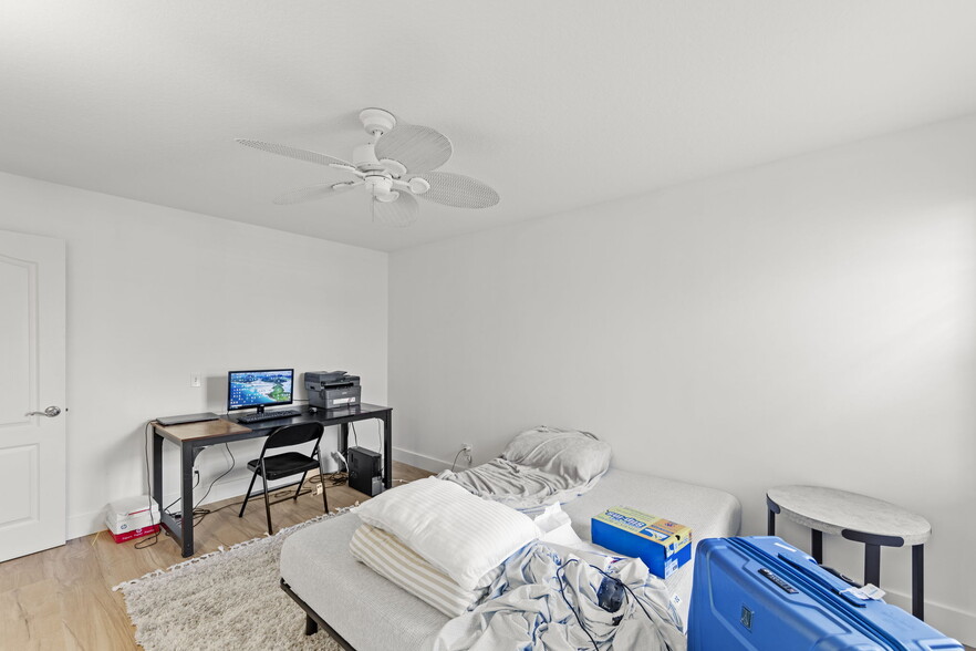 Building Photo - 4748 San Carlo Ct