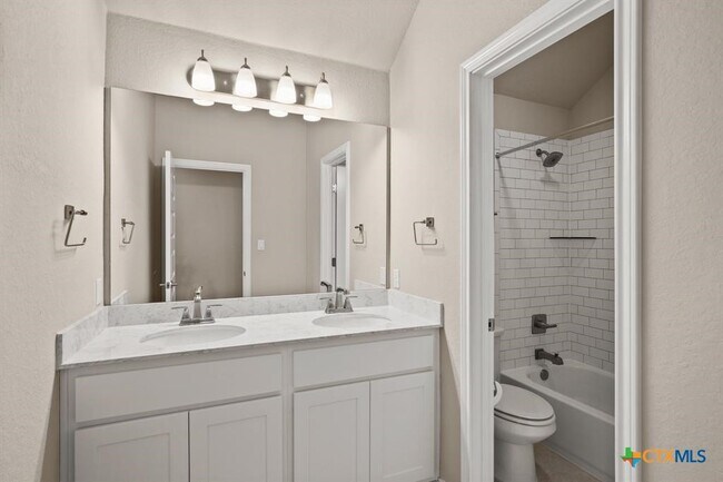 Building Photo - 1164 Waddie Way