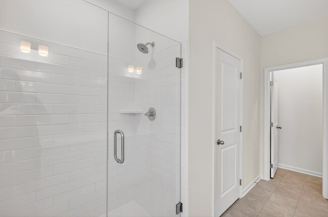 Building Photo - 4909 Russell David Dr