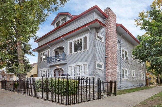 Building Photo - 2700 T St