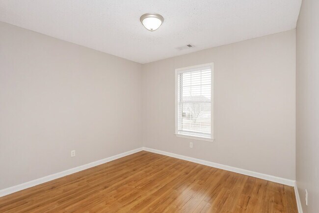 Building Photo - 1171 Stable Run Dr