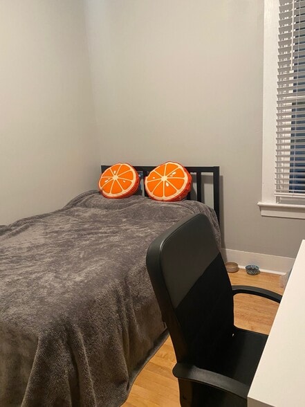 Building Photo - 2236 13th St