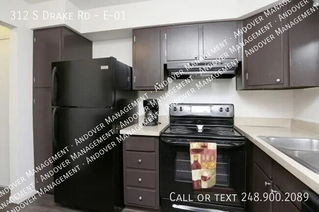 Building Photo - 312 S Drake Rd